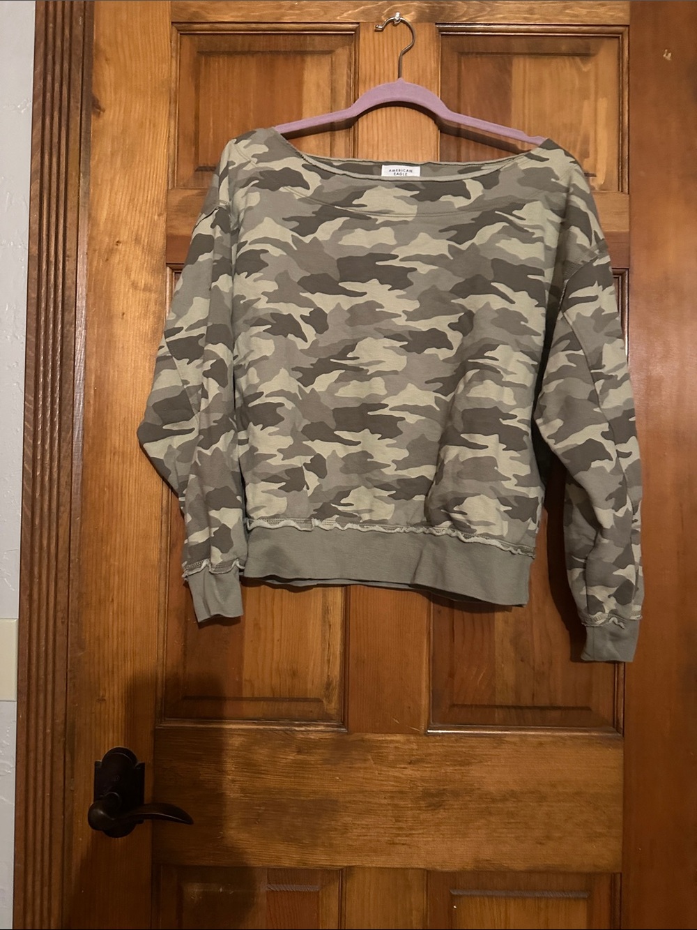 American Eagle Camo Print Women’s Sweatshirt - Olive Green